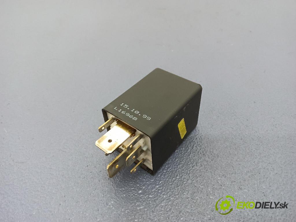 Volkswagen Golf 1999 relé 1J0906383