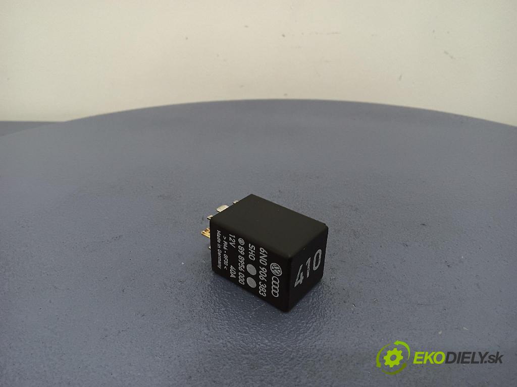 Volkswagen Polo 1999 Relé: 6N0906383