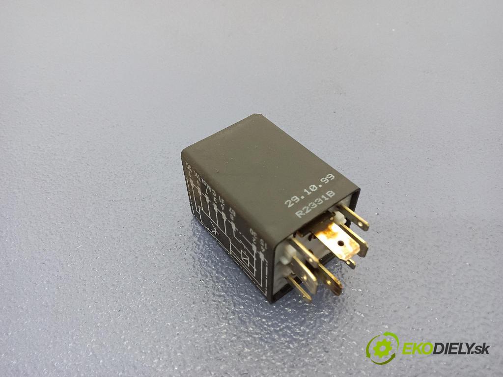 Volkswagen Polo 1999 relé 6N0906383