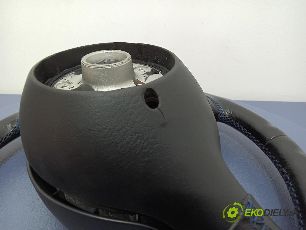 Volkswagen Polo 1999 volant 6X0419091F