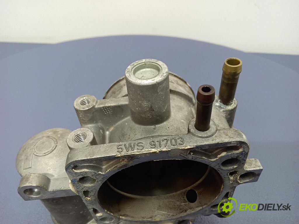 Opel Zafira-a 2005 klapka 5WS91703