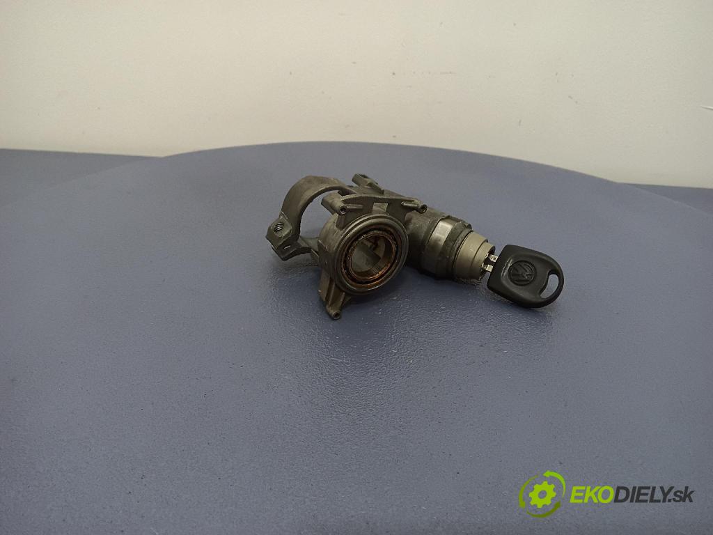 Volkswagen Polo 1999 Spínač zapaľovania: 357905851F