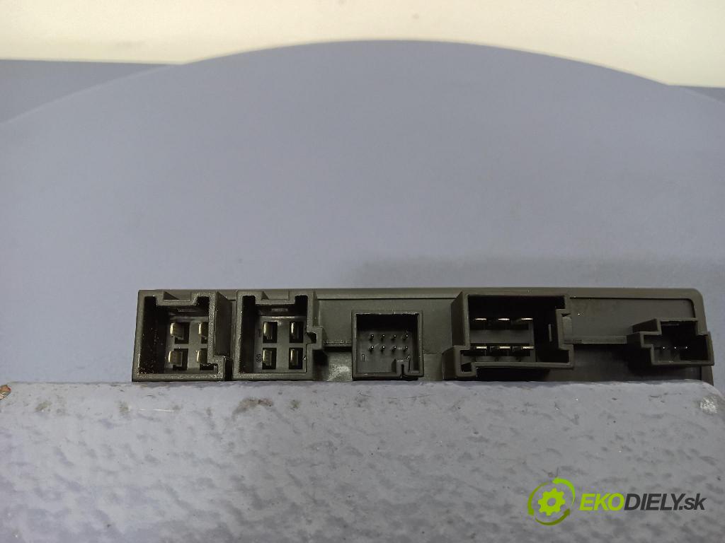 Daimlerchrysler 211 2005 řídící jednotka 2115450832