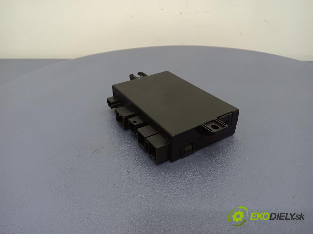 Daimlerchrysler 211 2005 řídící jednotka 2115450832