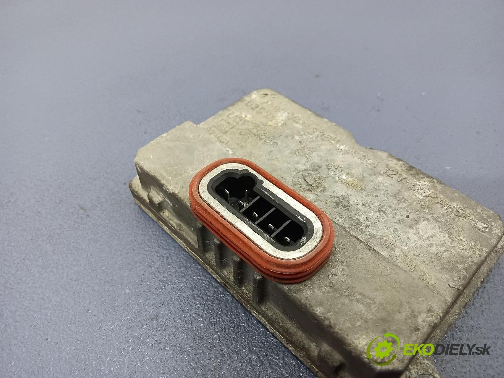 Daimlerchrysler 211 2005 střídač: 5DV008290-00