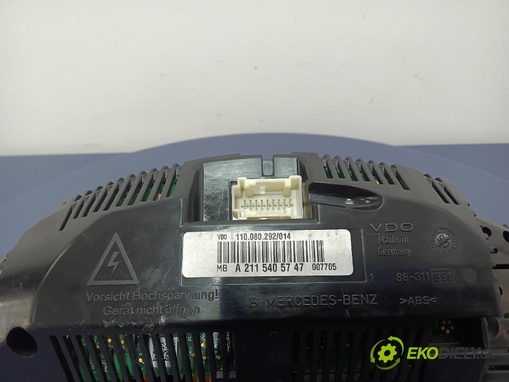 Daimlerchrysler 211 2005 prístrojovka/ budíky 2115405747