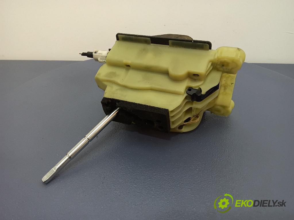 Daimlerchrysler 211 2005 Páka: Zmeny: A2112674224