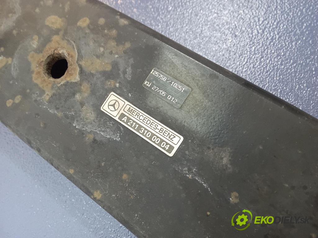 Mercedes 211 2005 výztuha narazník Zad: A2113100004