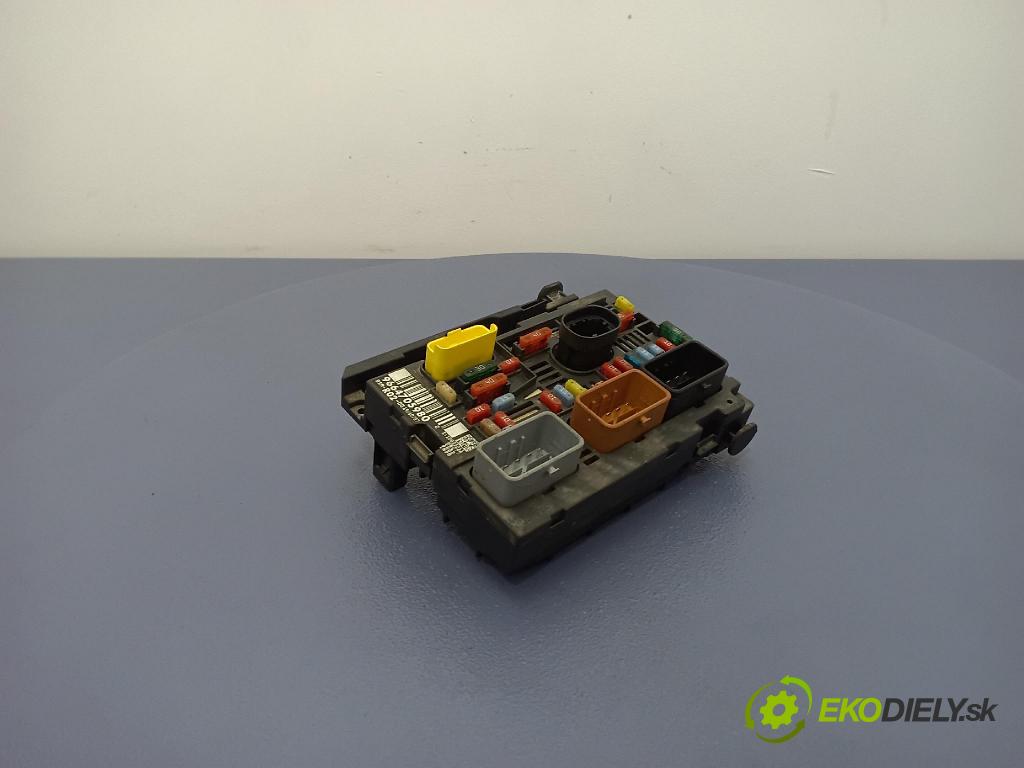 Peugeot 407 2008 skrinka Poistky: 9664705980