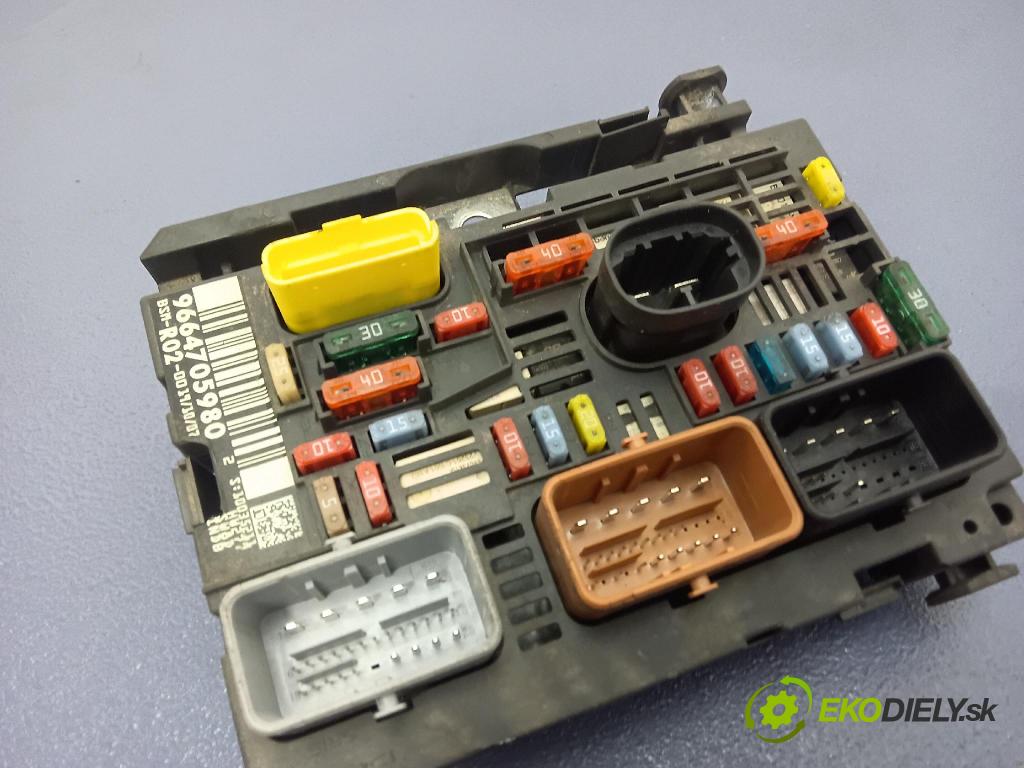 Peugeot 407 2008 skrinka Poistky: 9664705980