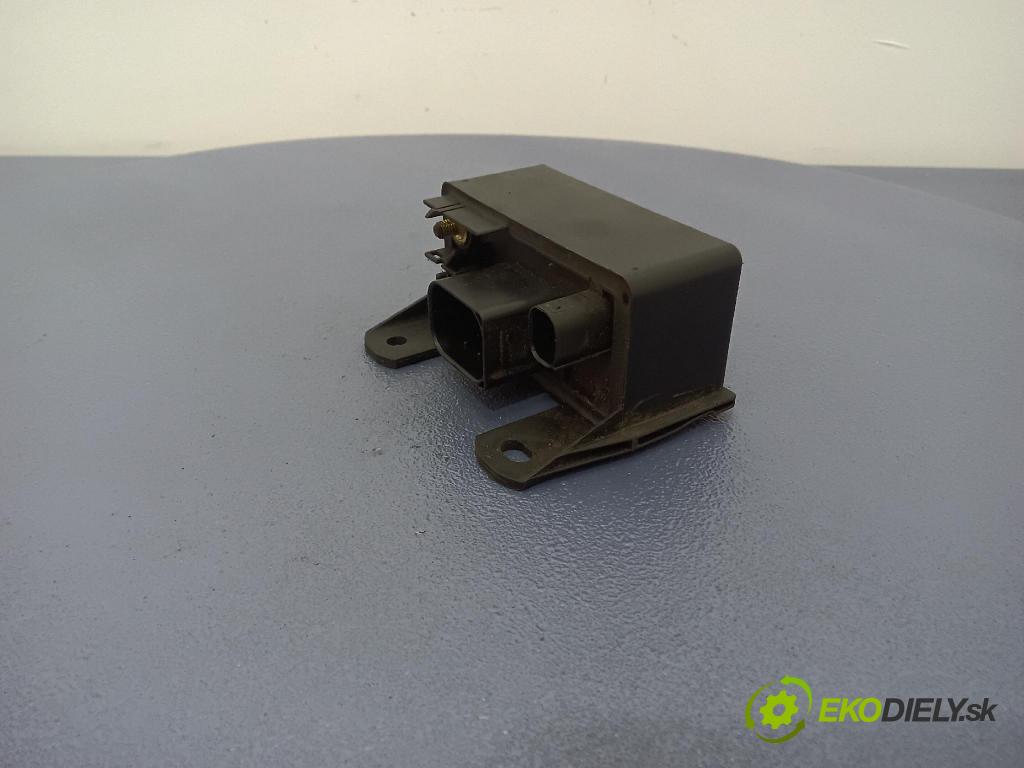 Mercedes S-klasa 2000 Relé: 01