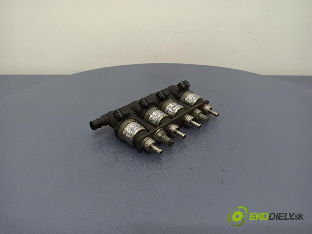 Renault Megane 2005 lišta Dodávka: 67R-010092