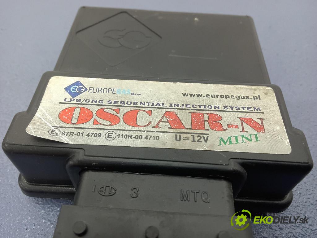 Renault Megane 2005 riadiaca jednotka 67R-014709