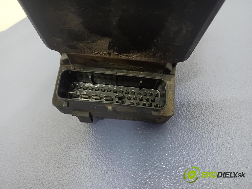 Audi A6 1998 čerpadlo ABS x 8E0614111C