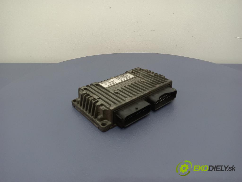 Renault Kangoo 2007 riadiaca jednotka skrine 8200544974