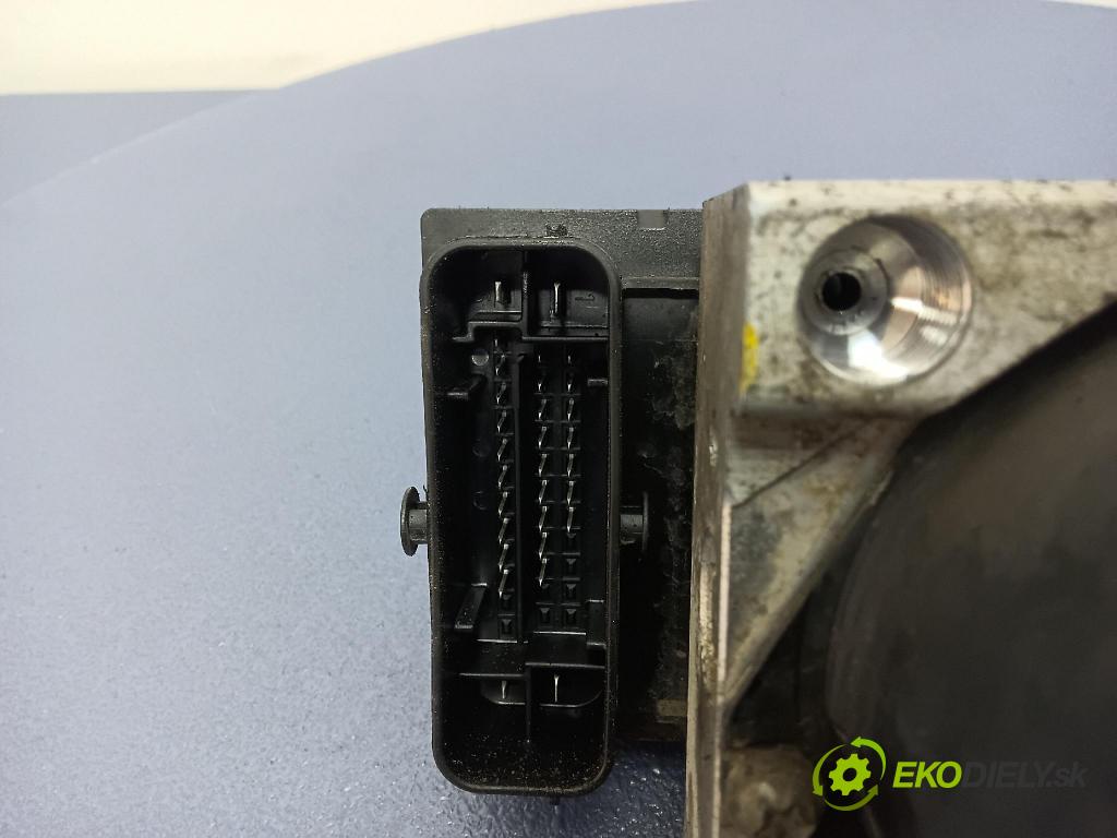 Skoda Fabia 2004 čerpadlo ABS x 6Q0907379AA