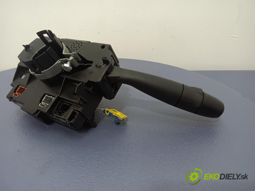 Citroen Xsara picasso 2006 prepínač Komplex: 96605652XT