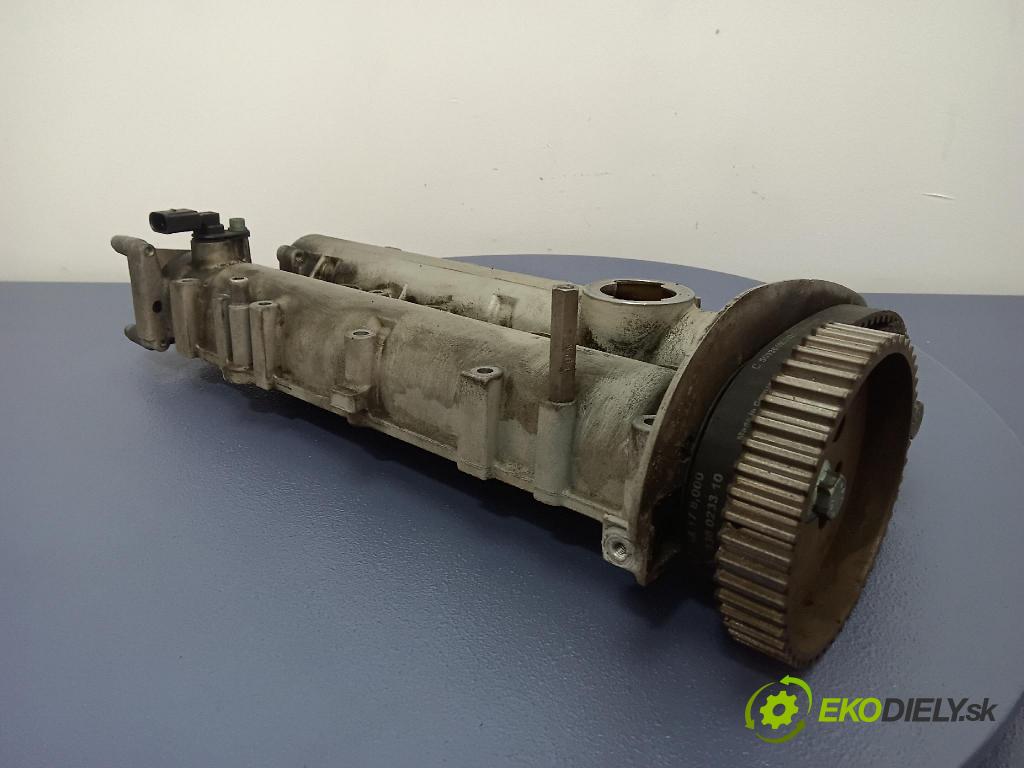 Vw Golf 2003 kryt Ventily: 036103475AQ