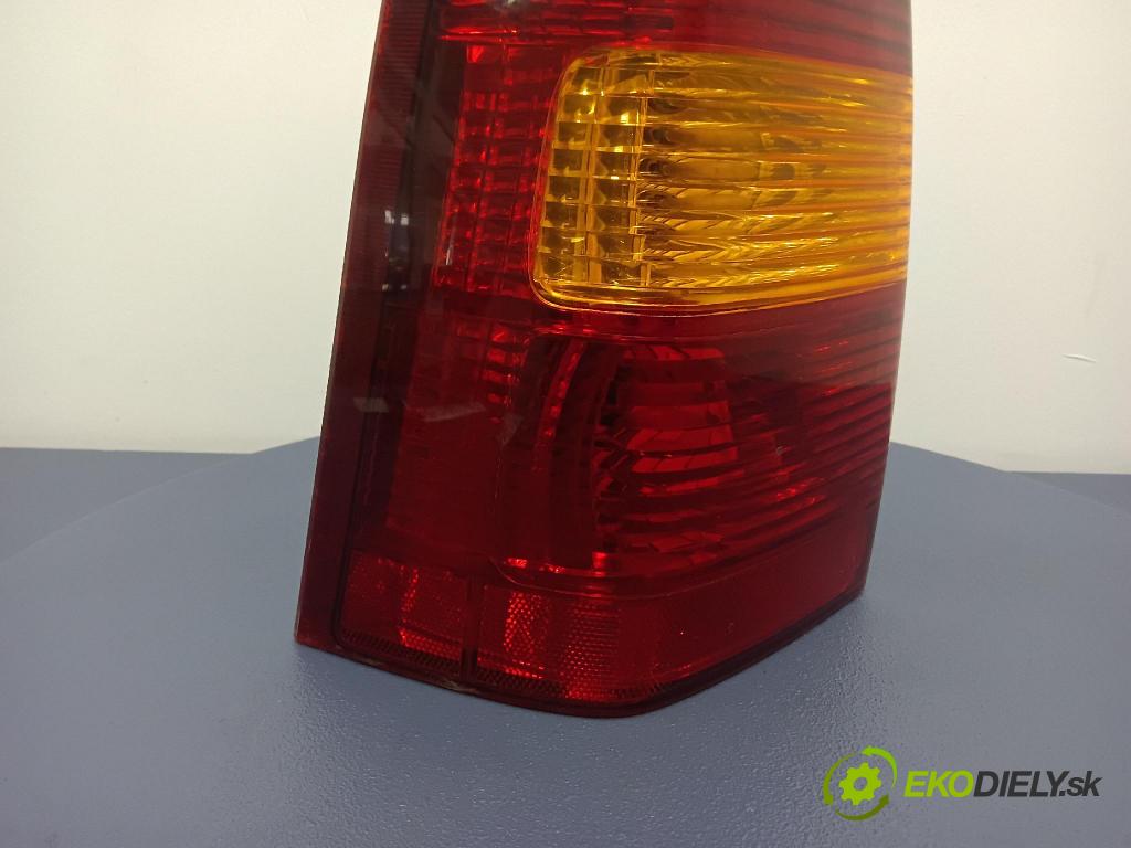 Mazda Tribute 2003 svetlo / reflektor zad ľavá Vonkajsia: YL84-13B505-C