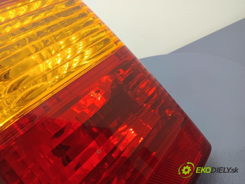 Mazda Tribute 2003 svetlo / reflektor zad ľavá Vonkajsia: YL84-13B505-C