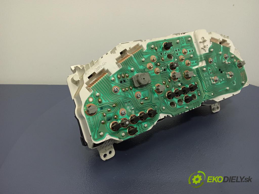 Toyota Rav4 1994 prístrojovka/ budíky 83010-42110