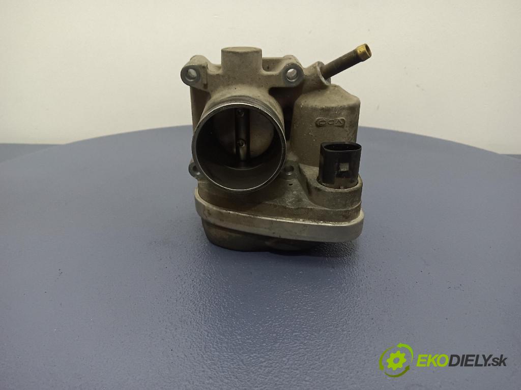 Vw Golf 2003 klapka 036133062l