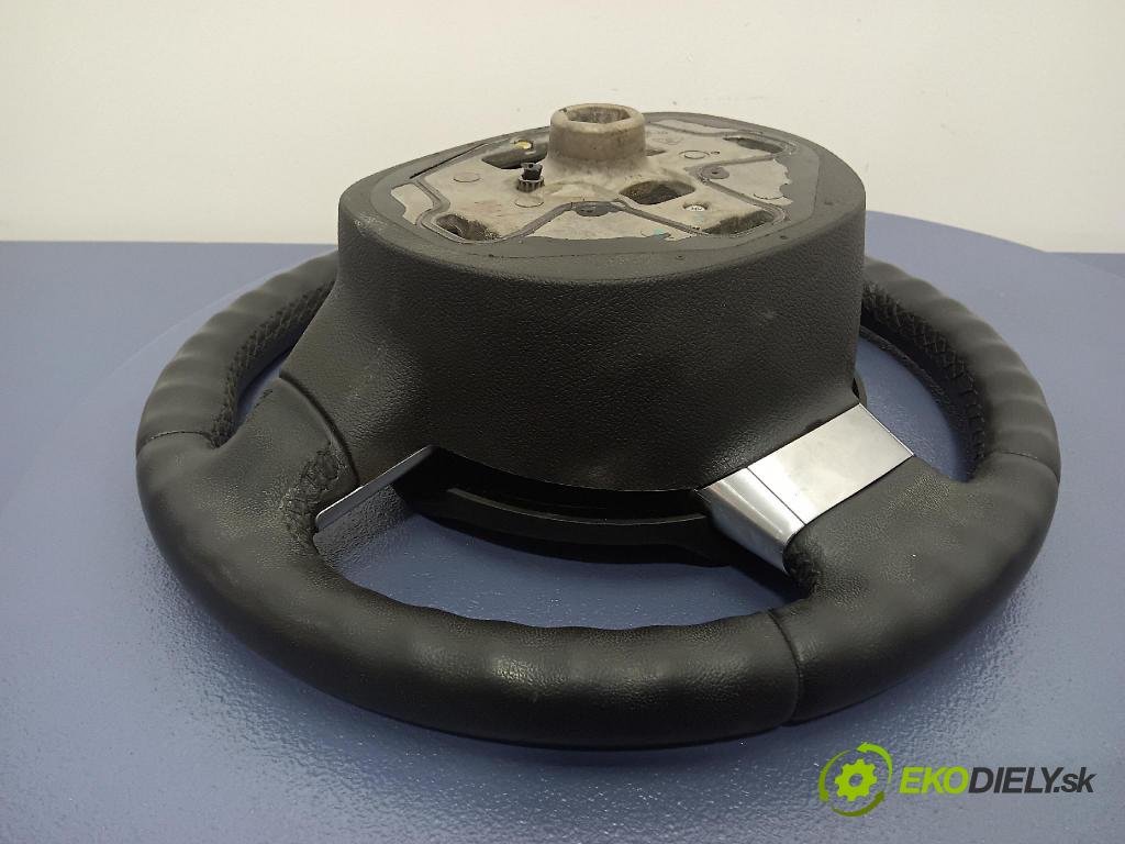 Ford Focus 2006 volant 4M51-3600-EJW