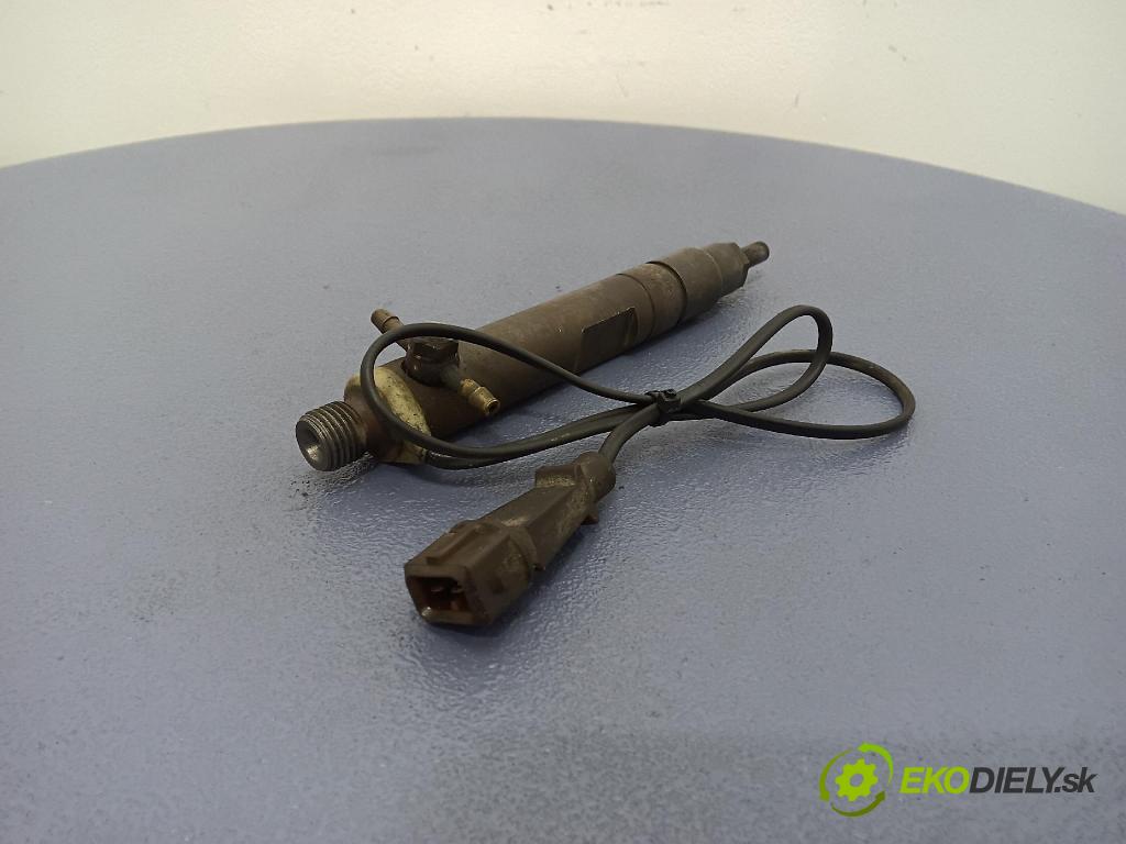 Vw Lt 1999 vstřikovač 074130202S