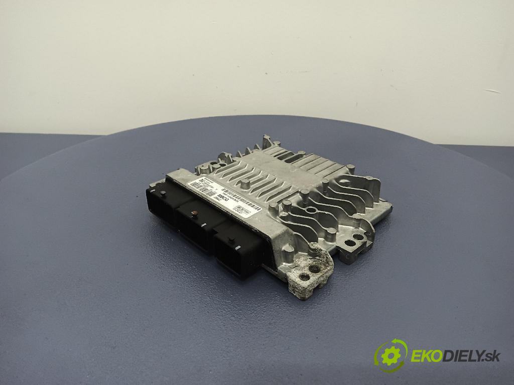 Ford Focus 2010 řídící jednotka Motor: 7M51-12A650-BCG