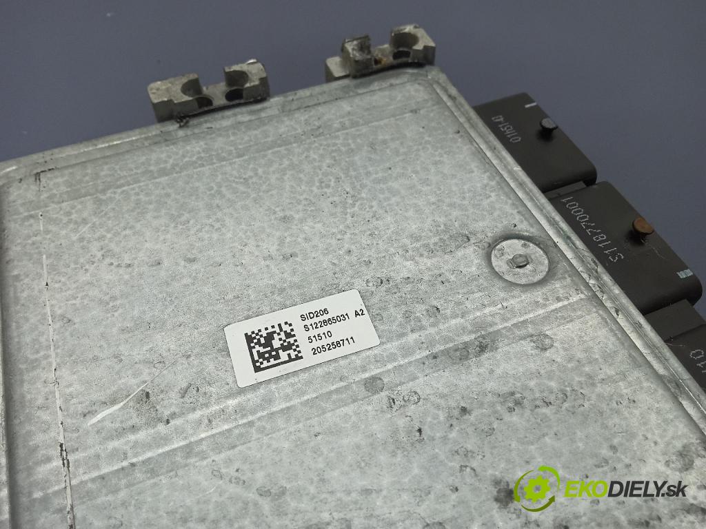 Ford Focus 2010 řídící jednotka Motor: 7M51-12A650-BCG