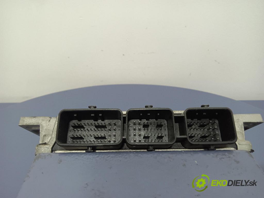 Citroen C5 2006 riadiaca jednotka Motor: 9659773880