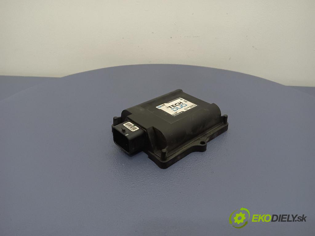 Citroen C5 2006 riadiaca jednotka 110R-029550