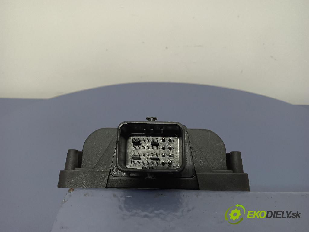 Citroen C5 2006 riadiaca jednotka 110R-029550