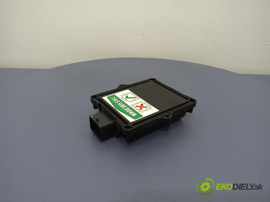 Citroen C5 2006 riadiaca jednotka 110R-029550