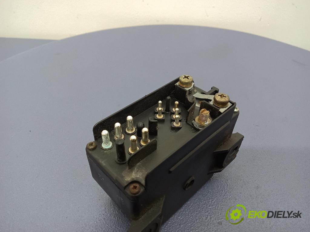 Vw Lt 1999 Relé: Svíčky: 2D0911253