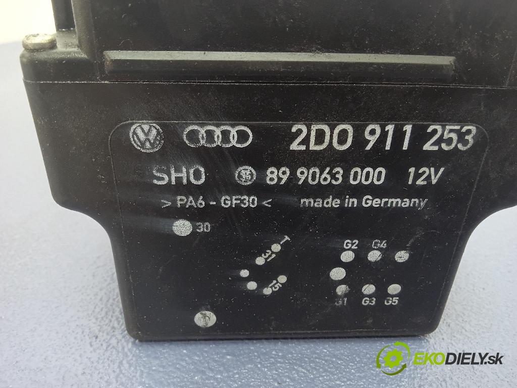 Vw Lt 1999 relé Svíčky: 2D0911253