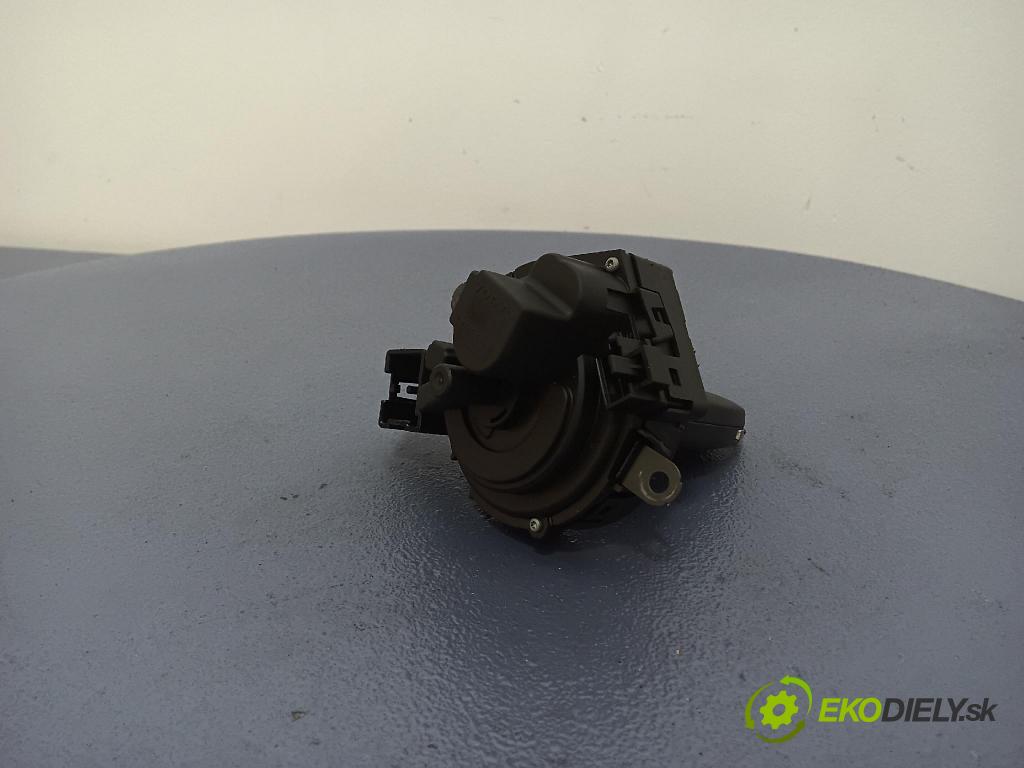 Volvo V50 2006 Spínač zapaľovania: 30768036