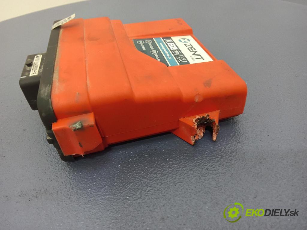 Audi A6 1998 řídící jednotka 110R-006206