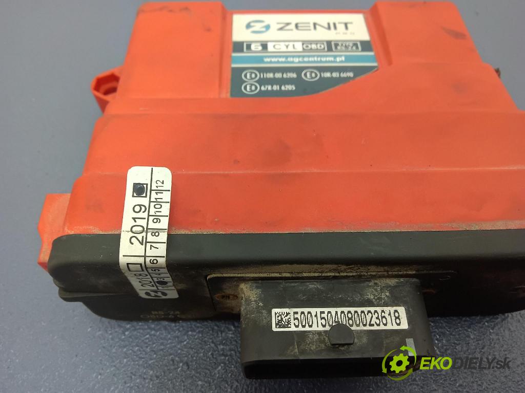 Audi A6 1998 řídící jednotka 110R-006206