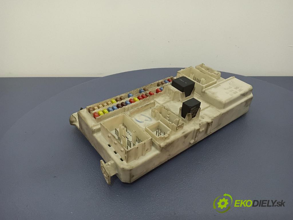 Volvo S40 2005 skrinka Poistky: 30765015