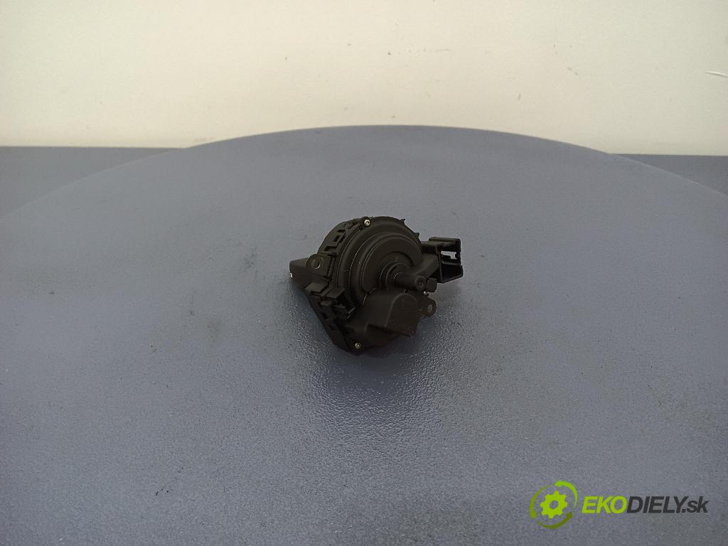 Volvo S40 2005 Spínač zapaľovania: 30768036