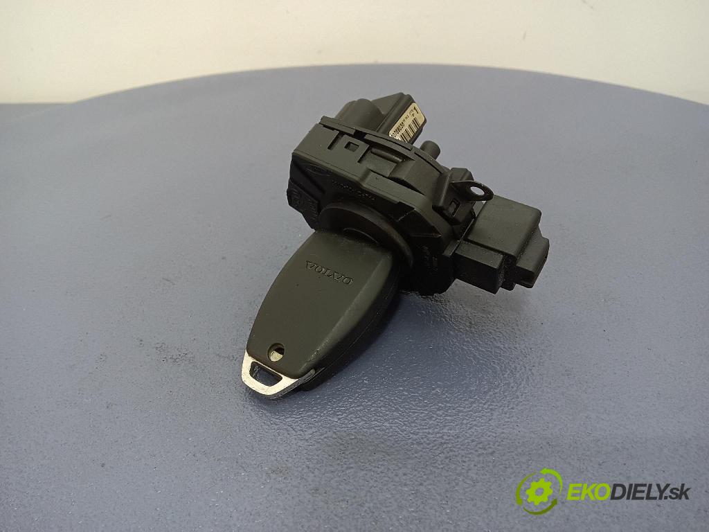 Volvo S40 2005 Spínač zapaľovania: 30768036