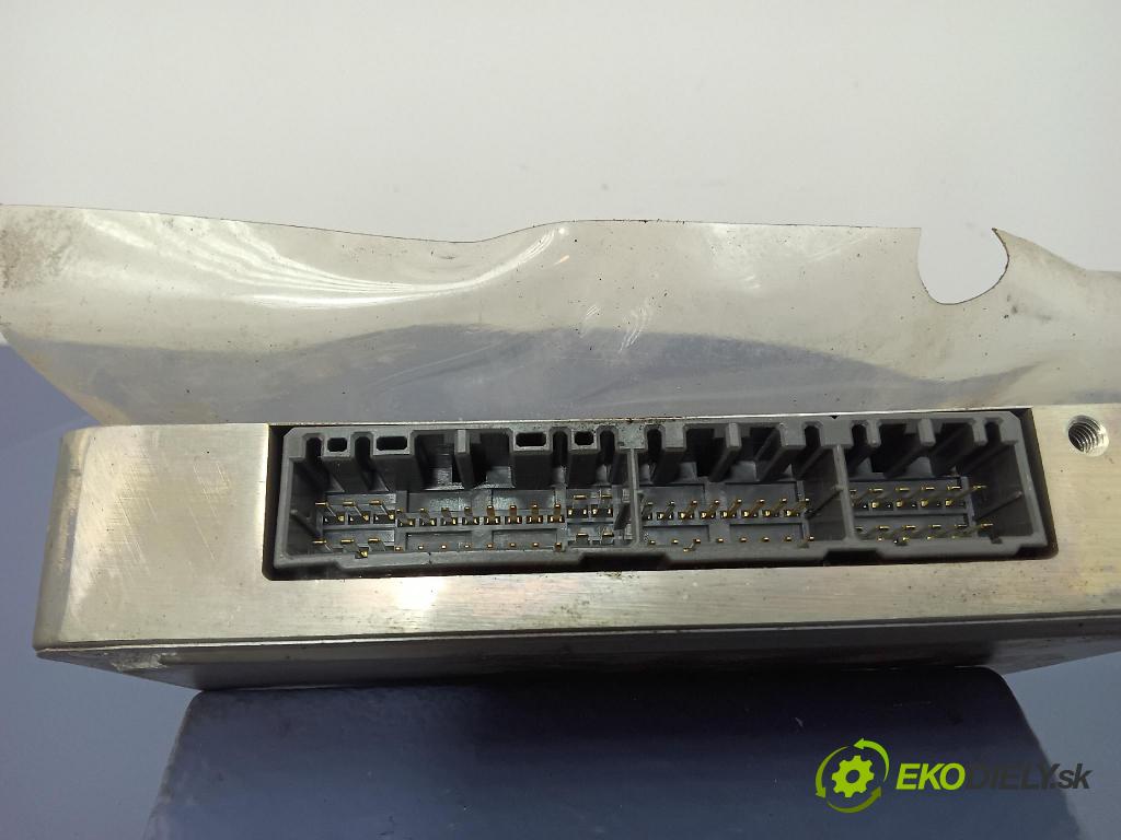 Toyota Rav4 1994 riadiaca jednotka Motor: 89661-42050