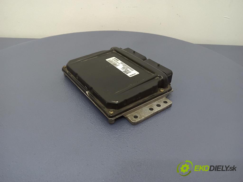 Volvo V40 2001 riadiaca jednotka Motor: P30614365
