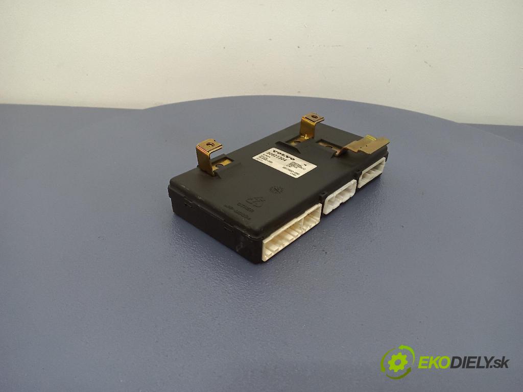 Volvo V40 2001 riadiaca jednotka Komfortu 30621304