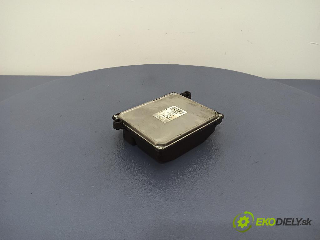 Volvo V40 2001 riadiaca jednotka 10R-036616