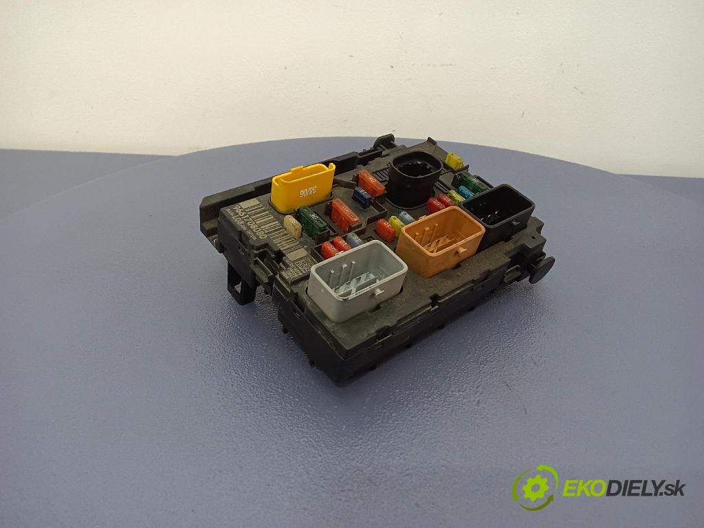 Citroen C4 picasso 2006 skrinka Poistky: 9661708080