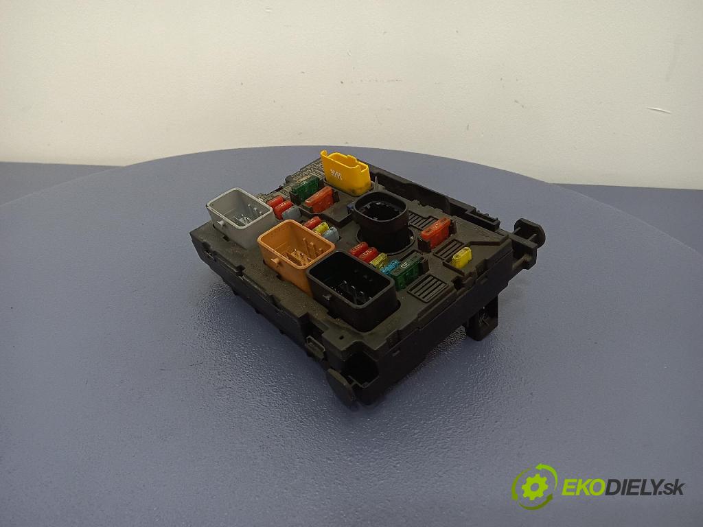 Citroen C4 picasso 2006 skrinka Poistky: 9661708080