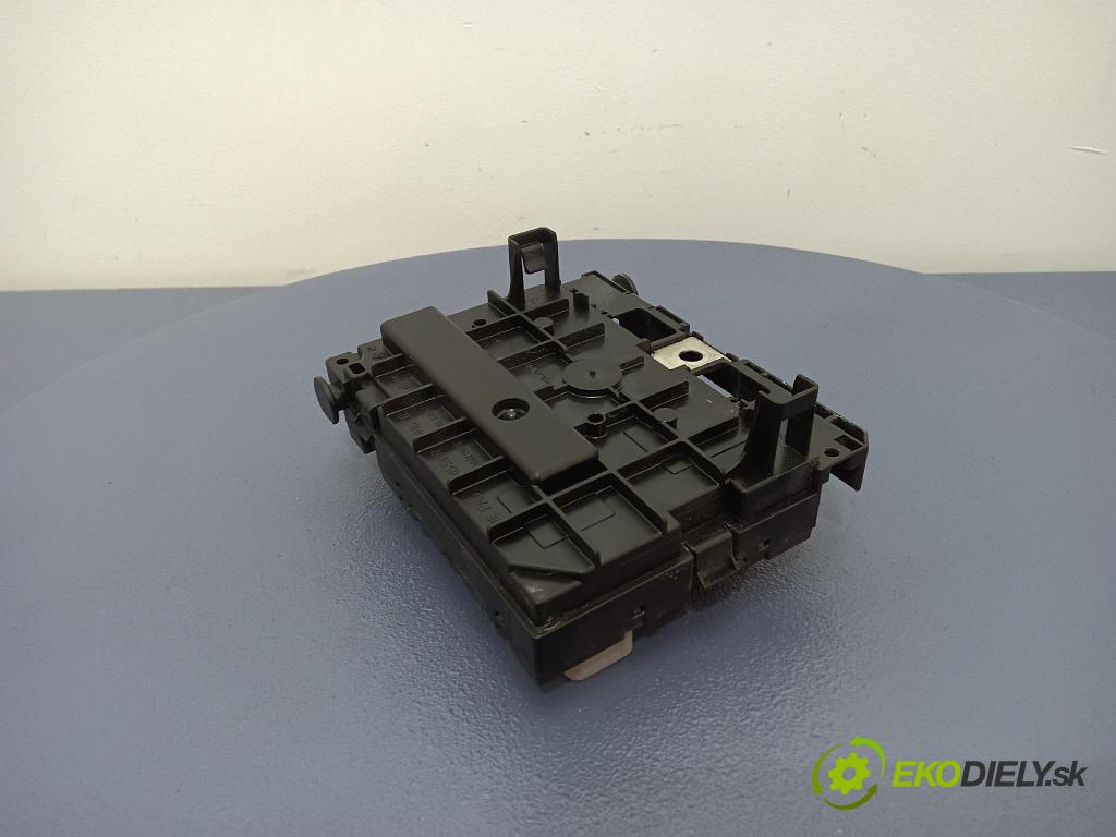 Citroen C4 picasso 2006 skrinka Poistky: 9661708080