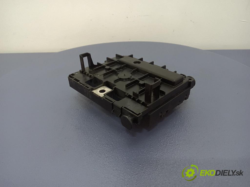 Citroen C4 picasso 2006 skrinka Poistky: 9661708080